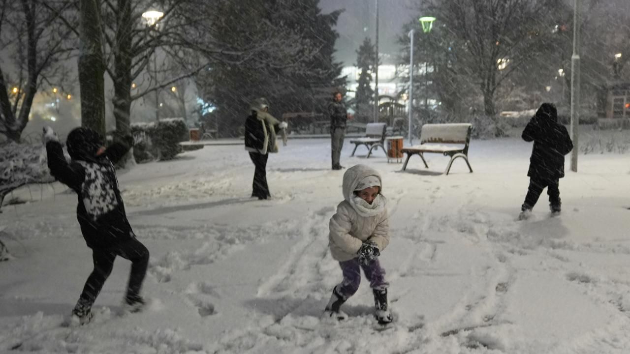 Kar tatili haberleri gelmeye devam ediyor! İşte kar tatili olan iller 16