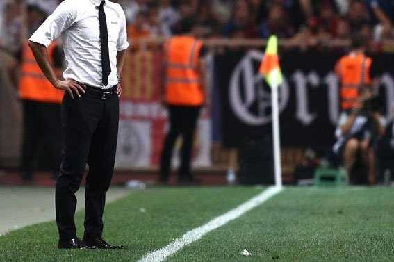 "Önümüzdeki günlerde çok önemli bir teknik direktör gözaltına alınacak! Yer yerinden oynayacak" Futbol dünyasına bomba gibi düşen şok iddia 8
