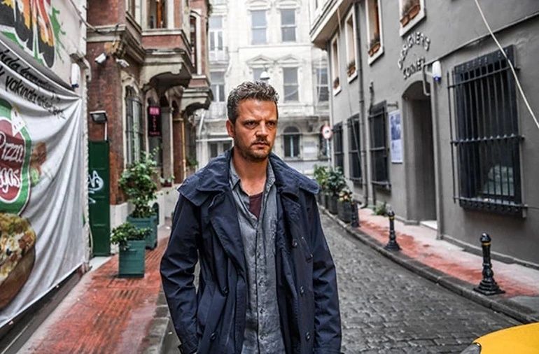 Son dizisi Kasaba, Netflix'in zirvesindeydi... Mafya dizisinin yönetmeni Seren Yüce vuruldu! 6