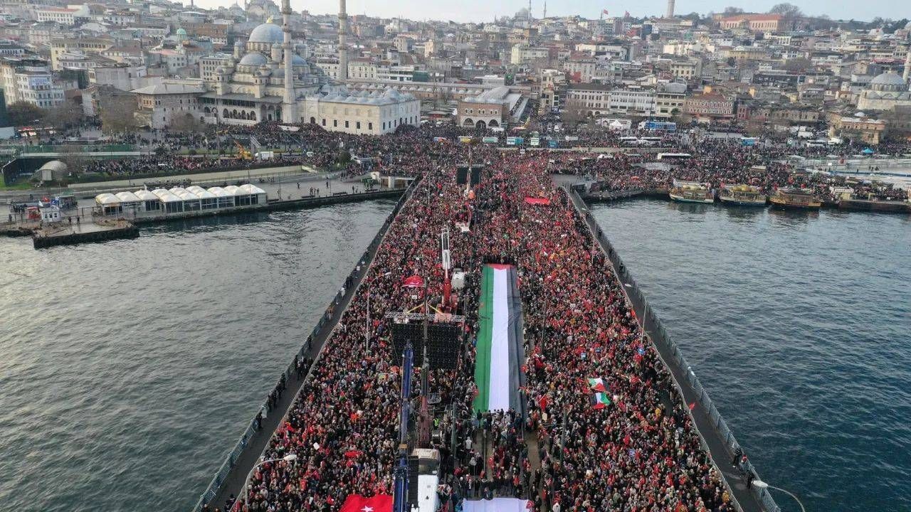 İstanbul Valiliği duyurdu! 31 Aralık ve 1 Ocak tarihlerinde hangi cadde ve sokaklar kapalı? 5