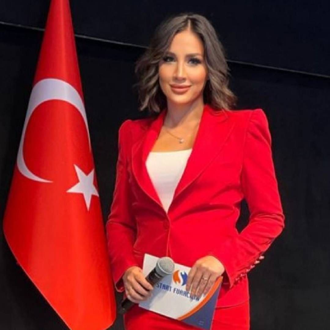İfşasıyla gündem olmuştu... Eski Habertürk spikeri Nur Köşker'e savcılıktan davet: Telefonunu ve şifresini jandarmaya verecek 4
