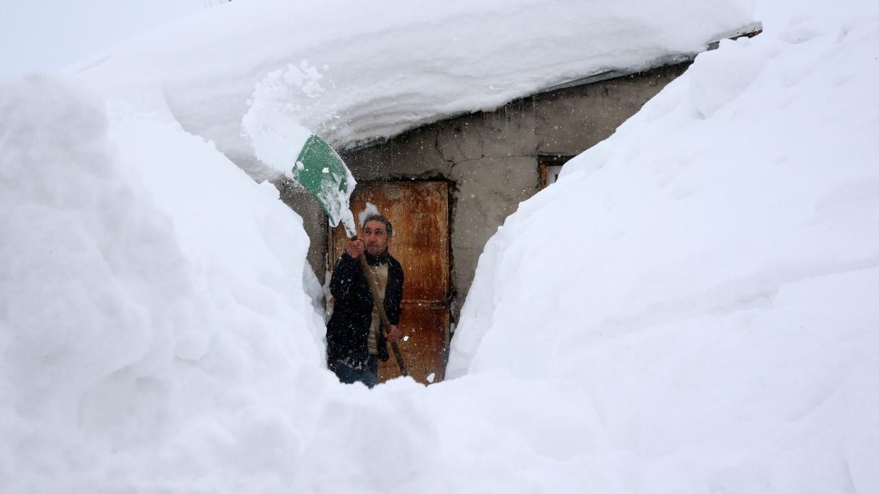 Yarın için 58 ile kar uyarısı geldi! Bu illere lapa lapa kar yağacak 9