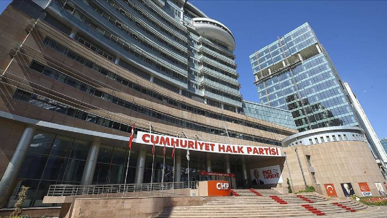 CHP’de kurultay kabusu... Mahkeme kararı Özgür Özel yönetimini tehdit ediyor 2