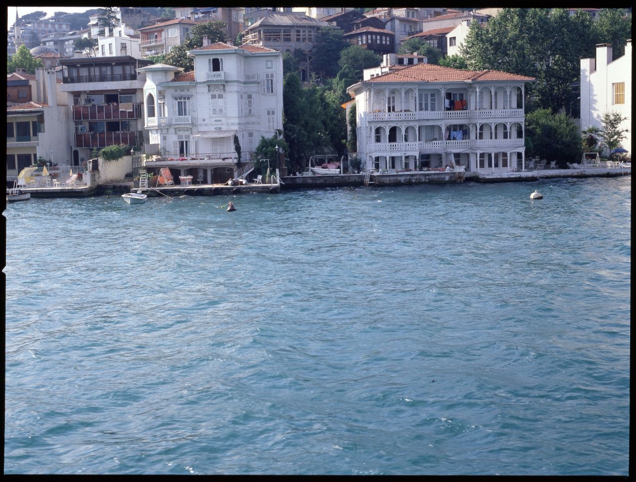 İstanbul Boğazı'nda milyarlık güzellik! Elektrik profesörünün 200 yıllık yalısı rekor fiyata satışa çıkarıldı 4