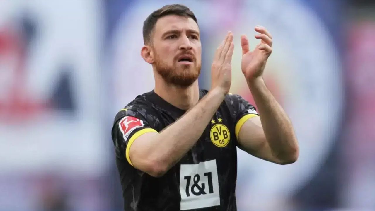 Salih Özcan, Beşiktaş ile Galatasaray arasında tercihini yaptı 6