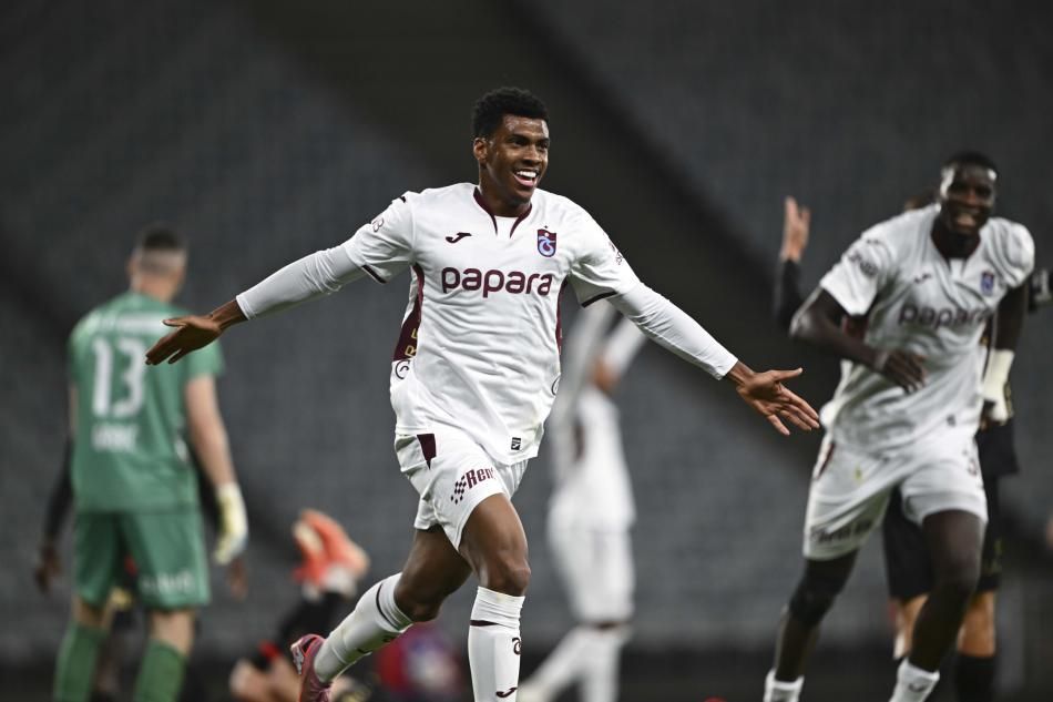 Trabzonspor'un yıldızı Oulai zirvede! İşte Süper Lig'de değerini en çok arttıran 20 futbolcu 15