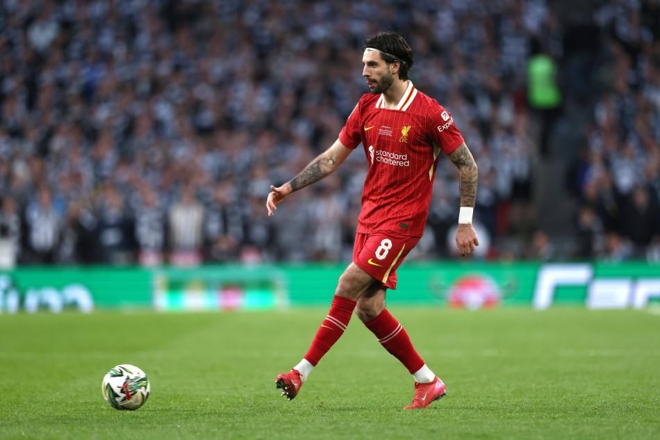 Dünyanın en iyi 100 futbolcusu açıklandı! Listede 3 Türk futbolcu yer aldı: Arda Güler, Kenan Yıldız ve Hakan Çalhanoğlu kaçıncı sırada? 64