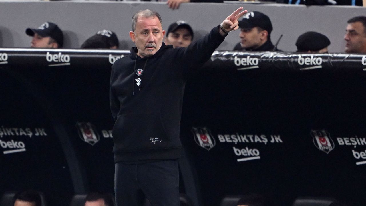 Sergen Yalçın'ın hayallerini süsleyen transfer belli oldu! PSG'den 20 milyon euroluk yıldız geliyor 2