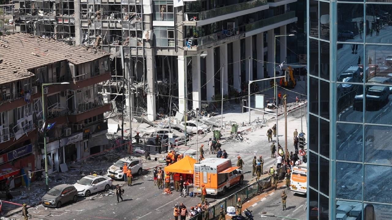 İran sokakları karıştı! ABD’li eski Bakan MOSSAD'ı işaret etti: İsrail olayın neresinde? 5