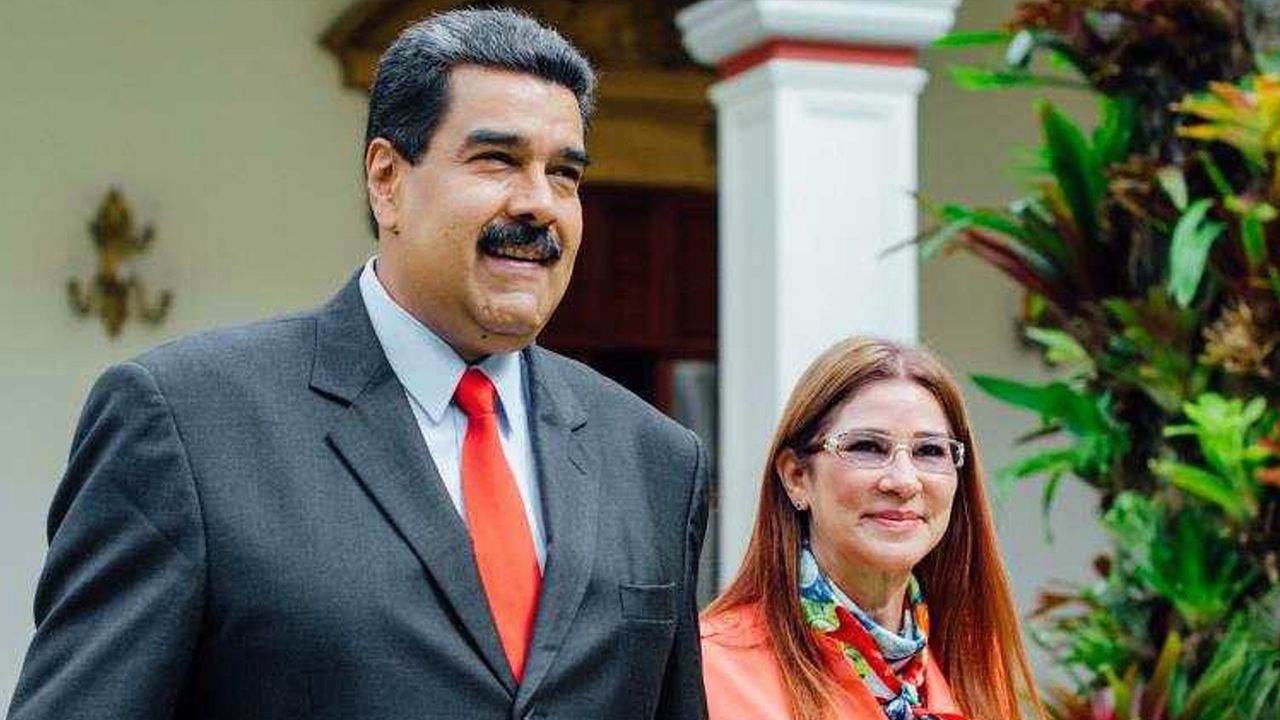 Maduro ve eşi yatak odasından sürüklenerek çıkarıldı 10