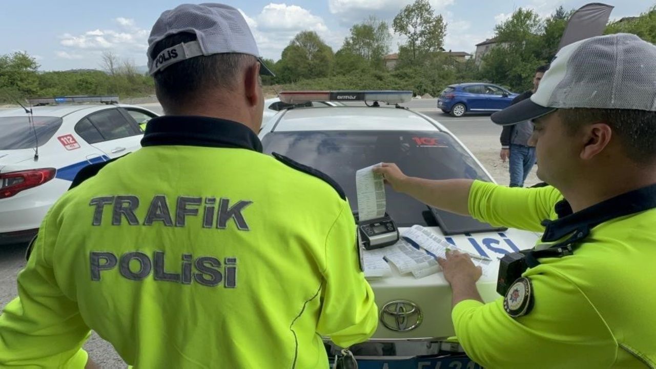 Bu hafta Meclis'e geliyor! Trafikte tüm kurallar değişiyor! İşte yeni cezalar... 12