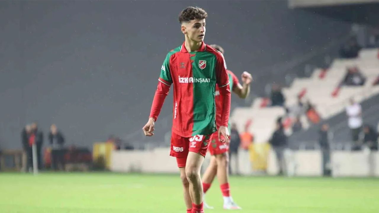 Beşiktaş ve F.Bahçe istiyordu, Trabzonspor kaptı 6
