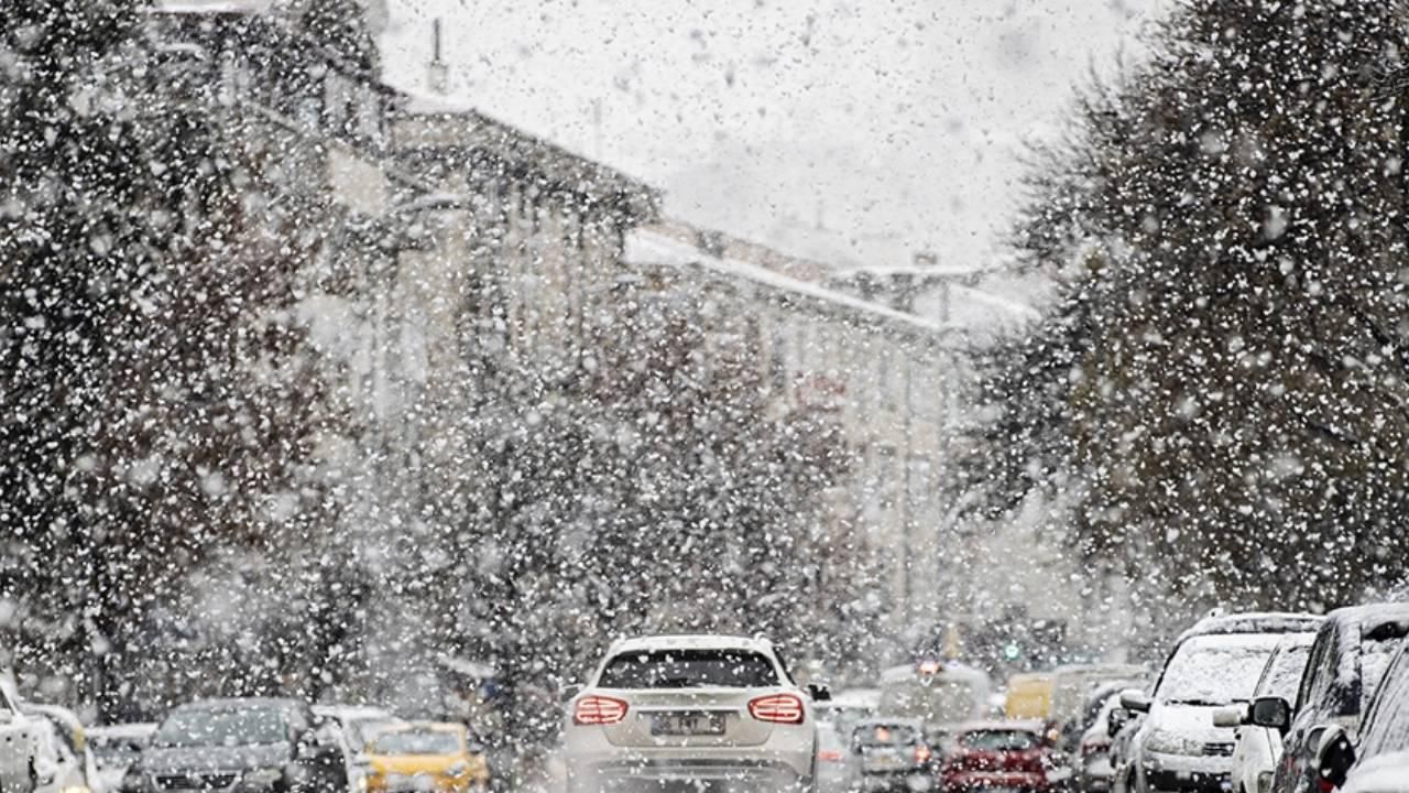 50 ile kar geliyor! Meteoroloji tarih vererek uyardı: Lodos bitecek, kar yağışı geri gelecek 13