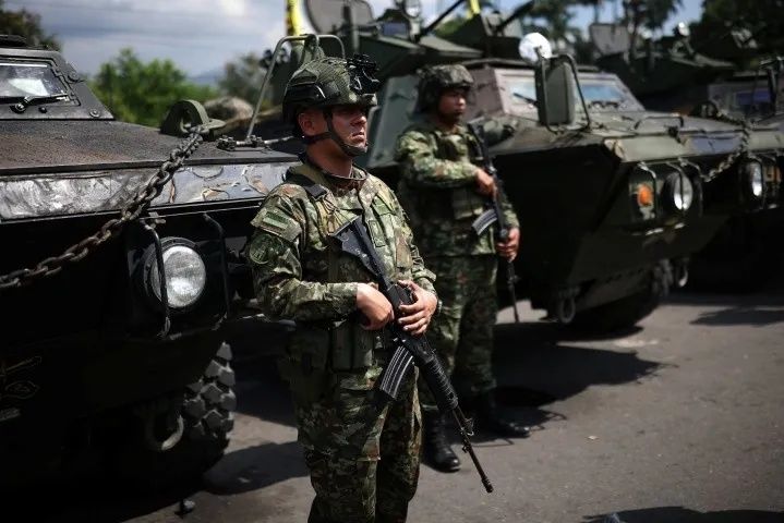Maduro’ya ihanet içeriden mi geldi? ABD operasyonunun perde arkası adım adım ortaya çıktı 1