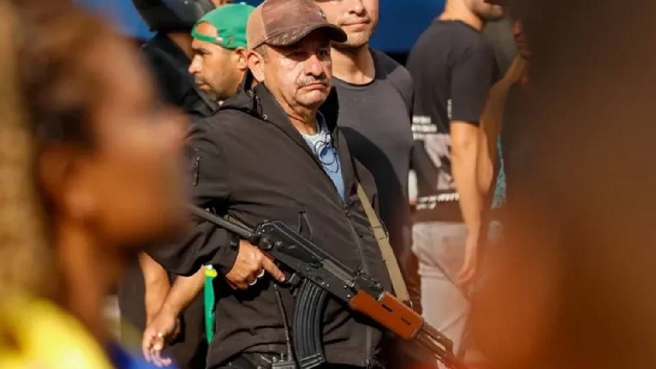 Maduro kaçırıldı, Venezuelalılar ABD’ye karşı sokaklara döküldü: “Vatan satılık değil!..." 1
