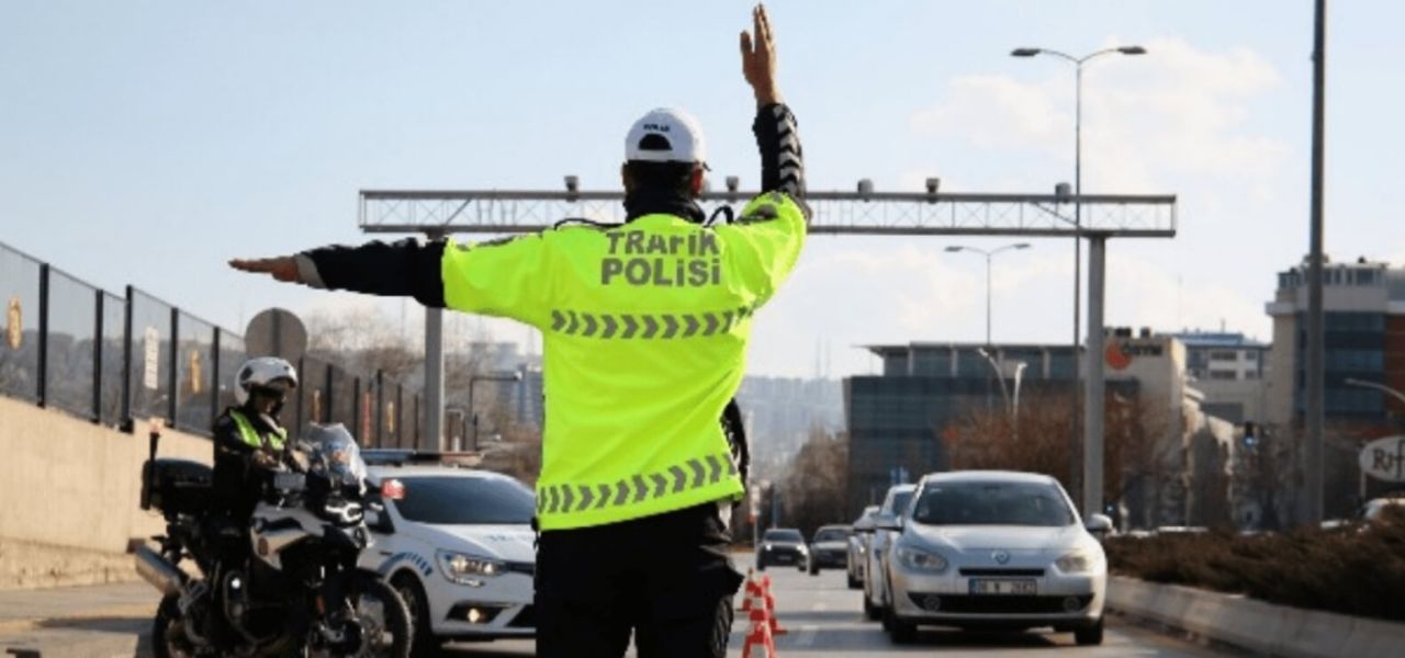 Trafik cezalarında devrim niteliğinde değişiklikler! Bu yaptırımlara dikkat, ehliyetiniz gidebilir 4