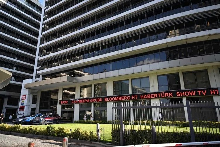 Uyuşturturucu soruşturmasında bomba ifade! Kadın spiker Mehmet Akif Ersoy'un evinde yaşananları anlattı: Veyis Ateş gelecek 'koko'reç getirecek! 6