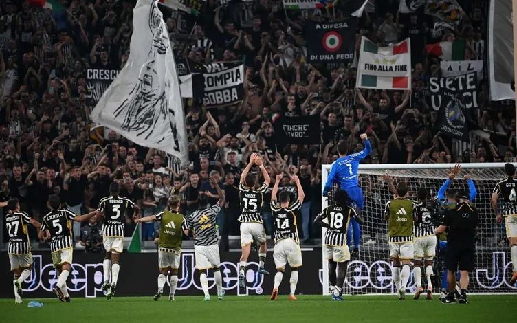 Yapay zekaya göre dünyanın en iyi futbol şehirleri 15