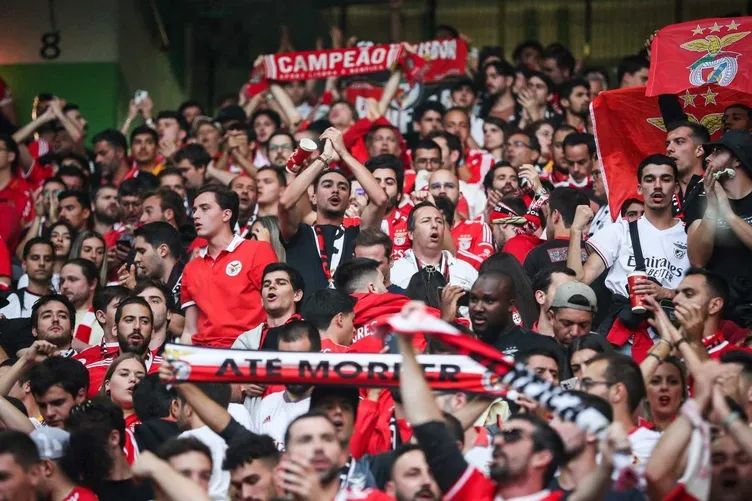 Yapay zekaya göre dünyanın en iyi futbol şehirleri 14