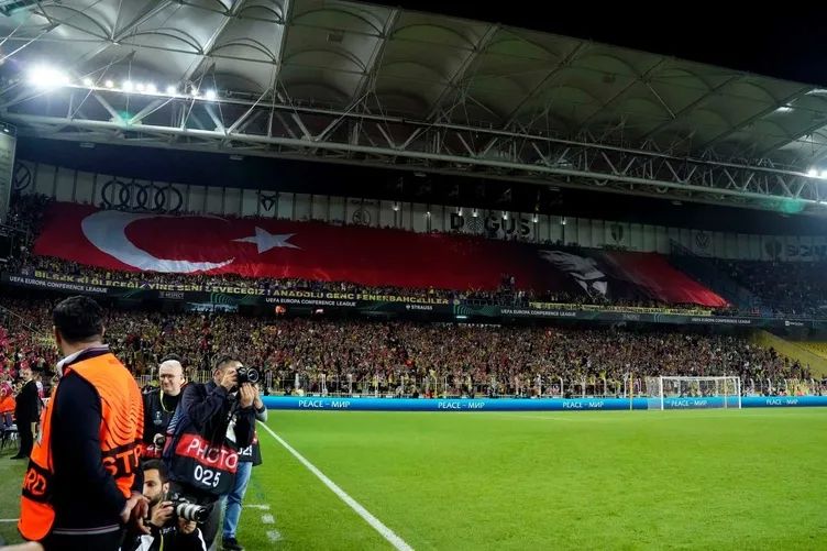 Yapay zekaya göre dünyanın en iyi futbol şehirleri 24