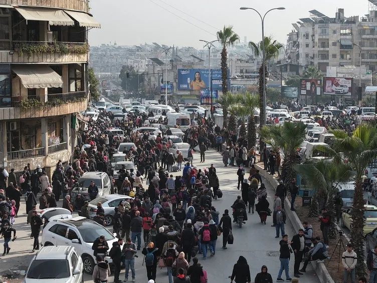 YPG saldırdı, Suriye ordusu vurdu! Halep'te neler oluyor? SDG’ye karşı sınırlı askeri operasyon başladı, siviller tahliye edildi 7