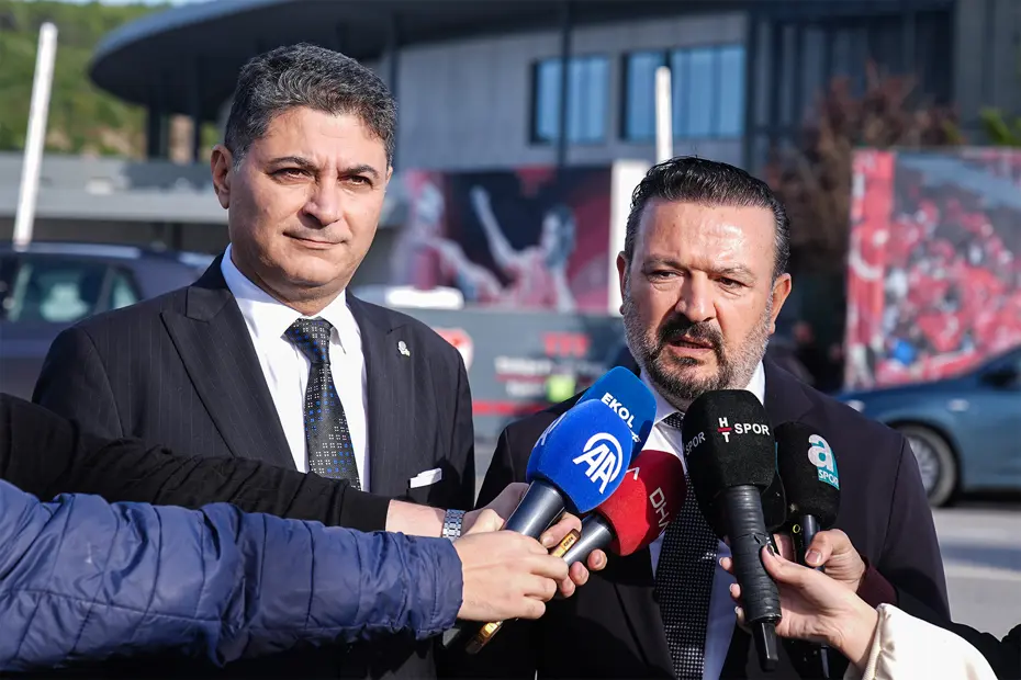 Fenerbahçe'nin yeni transferi Victor Osimhen'i çıldırtacak! Sadettin Saran şova devam ediyor: 40 milyon euroluk çalım 9
