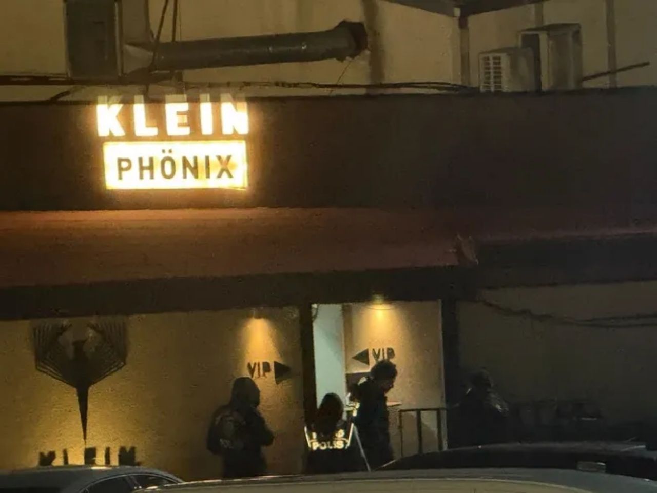 Klein Phonix’e gece baskını! İşletmeci Burak Fahri Yön ve müdür Ayşe Tarım gözaltına alındı 3