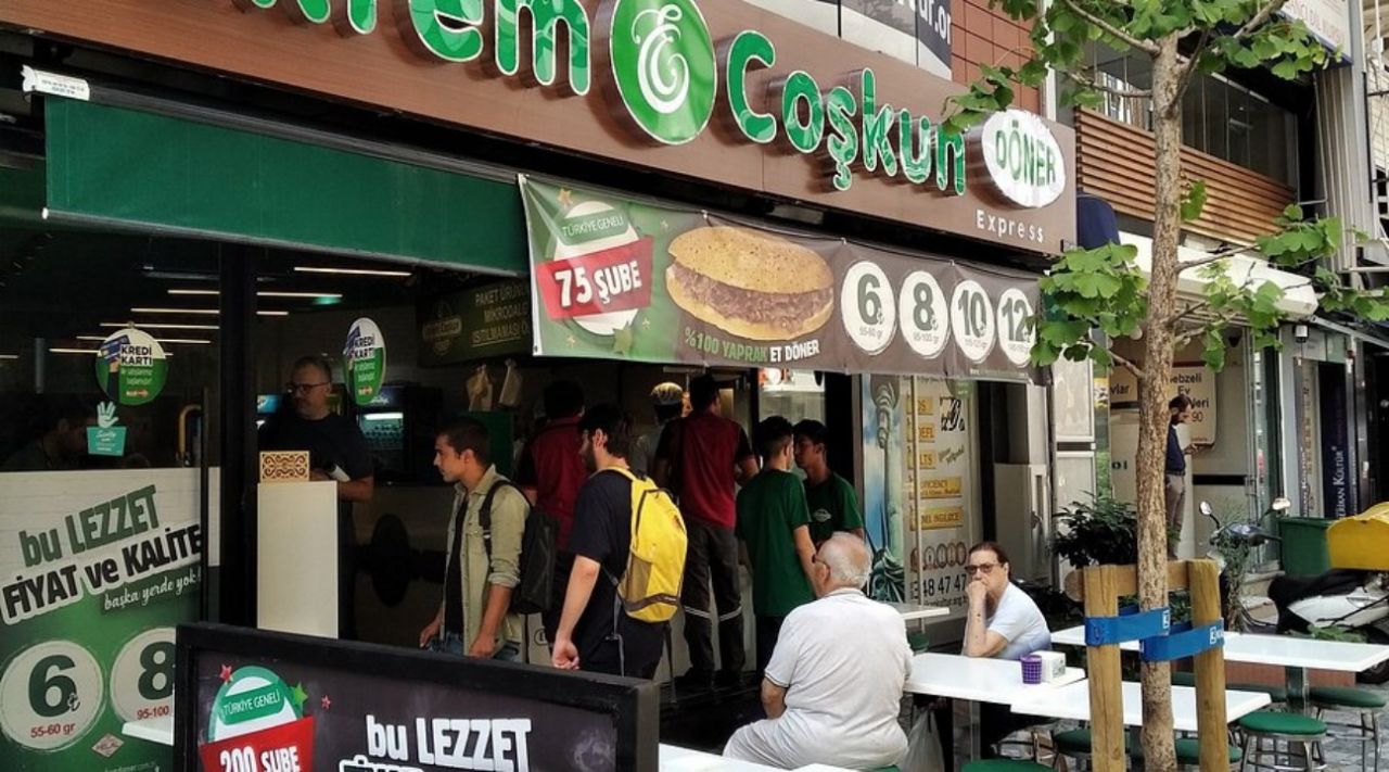 250 adet şubesi vardı! Ünlü dönerci iflasın eşiğinde! Alacaklılara 15 günlük süre tanındı 3