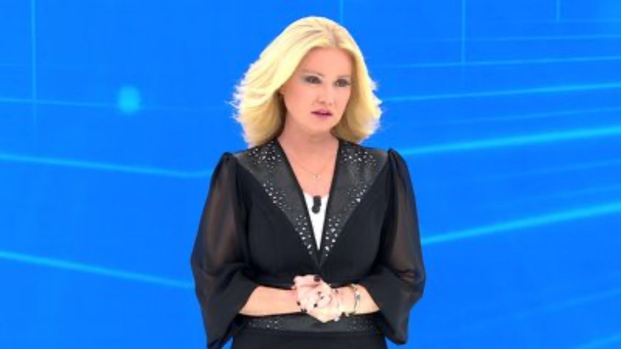 Çalışanlarına verdiği ikramiye ile her yıl gündemde! Yüce Auto patronu Ahmet Yüce Müge Anlı'daki engelli gence iş sözü verdi 2