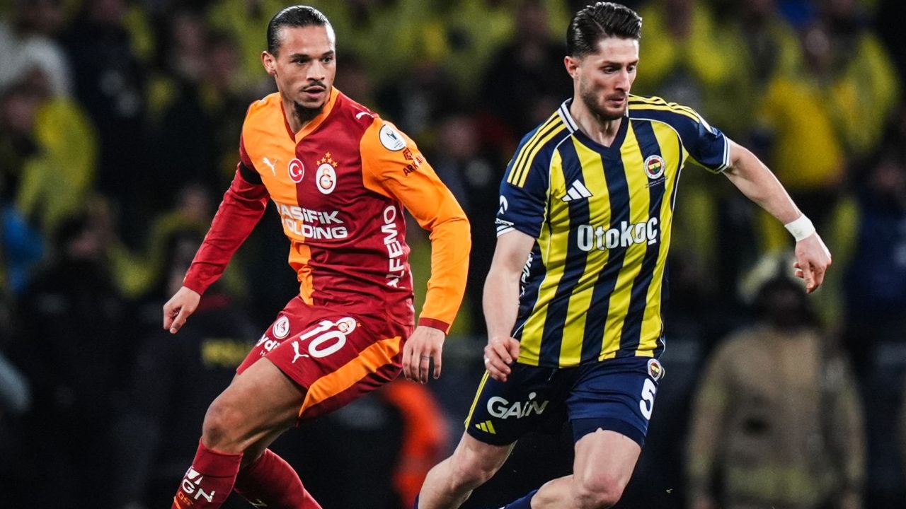 "Senin futbolcuların maç seçiyor Okan Buruk! Galatasaray gerçeklerle yüzleşmekte zorluk çekiyor!" Hasan Şaş'tan canlı yayında eski takımına çok sert uyarı 1