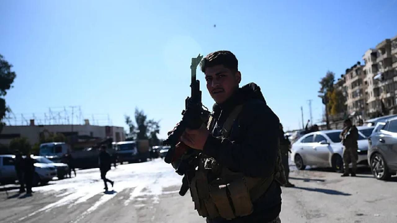 Halep düştü, sıra SDG’de! Şam büyük hesaplaşmaya hazırlanıyor 7