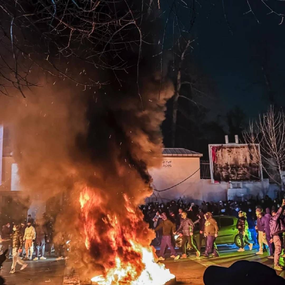 ABD İran’a saldırıyor mu? Kanlı protestolar yetmedi, sırada savaş mı var? Çok konuşulan bomba iddia 3