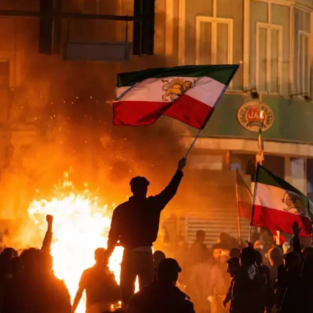 ABD İran’a saldırıyor mu? Kanlı protestolar yetmedi, sırada savaş mı var? Çok konuşulan bomba iddia 4