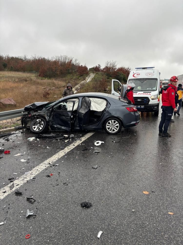 Feci kaza: 1 kişi öldü, 10 kişi yaralandı 1