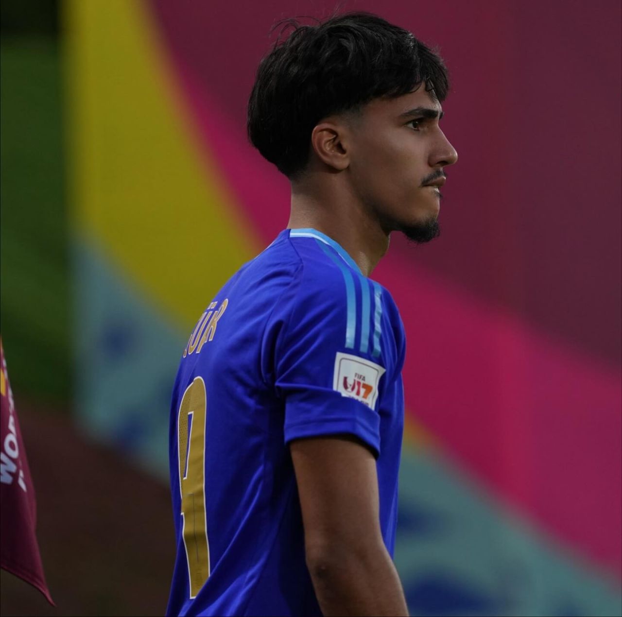Galatasaray'da bir skandal daha! Kulüpten habersiz iş yaptılar, oyuncu korkudan geri dönüyor 7