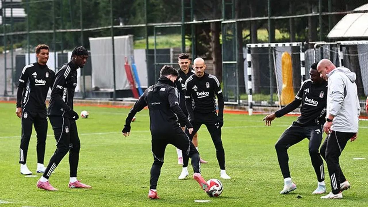 Beşiktaş'ın yıldızı yeniden Premier Lig'e dönebilir 5