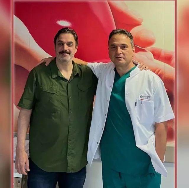 Ünlü oyuncu Ufuk Özkan yeniden hastaneye kaldırıldı: Karaciğer nakli için uygun donör bekleniyor 5