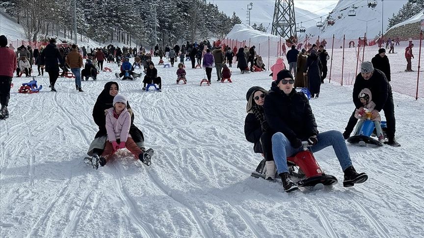 14 Ocak hangi illerde okullar tatil? Yarın okul var mı? İşte 14 Ocak 2026 kar tatili olan iller 30