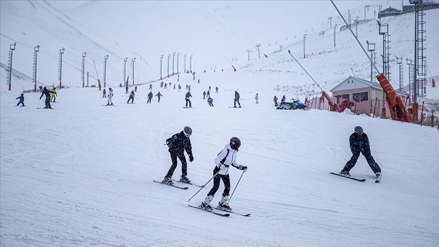 14 Ocak hangi illerde okullar tatil? Yarın okul var mı? İşte 14 Ocak 2026 kar tatili olan iller 32