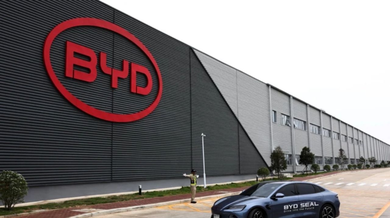 BYD Manisa fabrikasında inşaat başladı! 1 milyar dolarlık dev yatırımda ilk kazma vuruldu 2