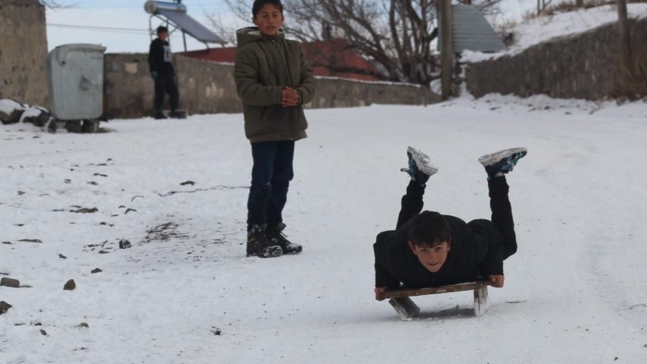 15 Ocak 2026 hangi illerde kar tatili var? Yarın okullar tatil mi? İşte 15 Ocak 2026 kar tatili olan iller 9