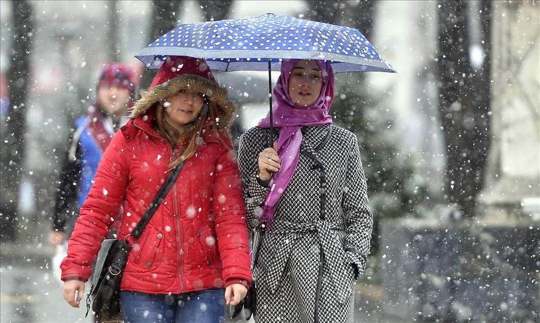 Hafta sonu yeniden kar geliyor! 46 ilde lapa lapa kar yağacak 6
