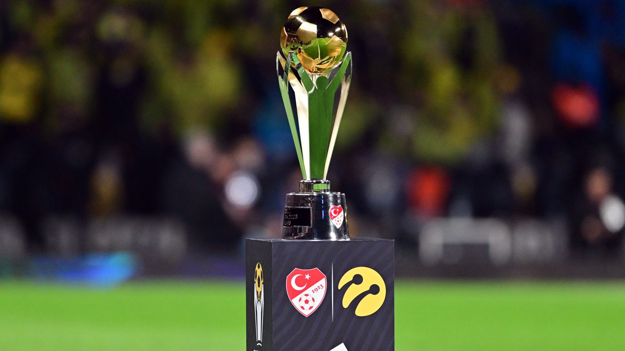 Yapay zeka Süper Lig'in şampiyonunu ve küme düşecek 3 takımı açıkladı! Zirvenin sahibi %66.1 oranla belli oldu 2