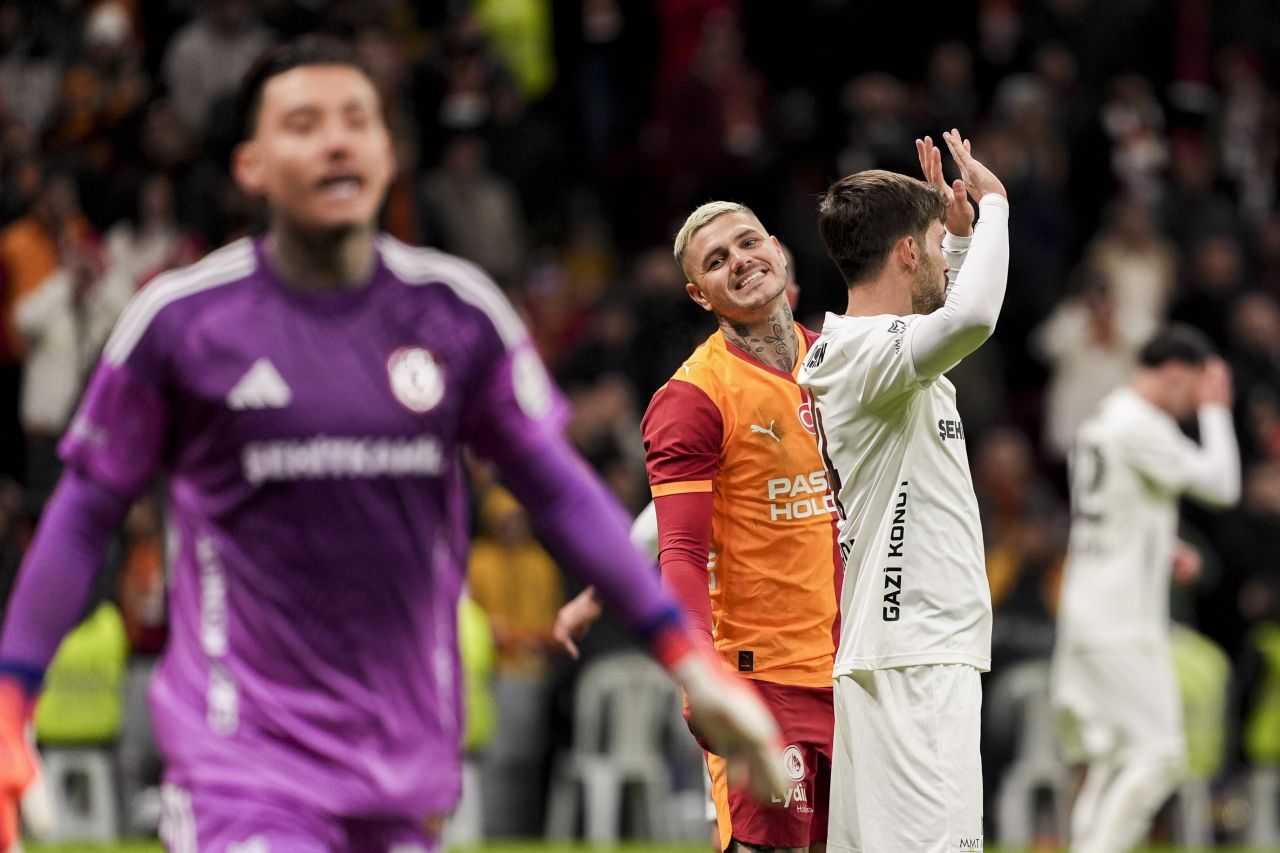Galatasaray'da hedef tahtasında Mauro Icardi var: "Artık kulübeden çıkamaz" 5
