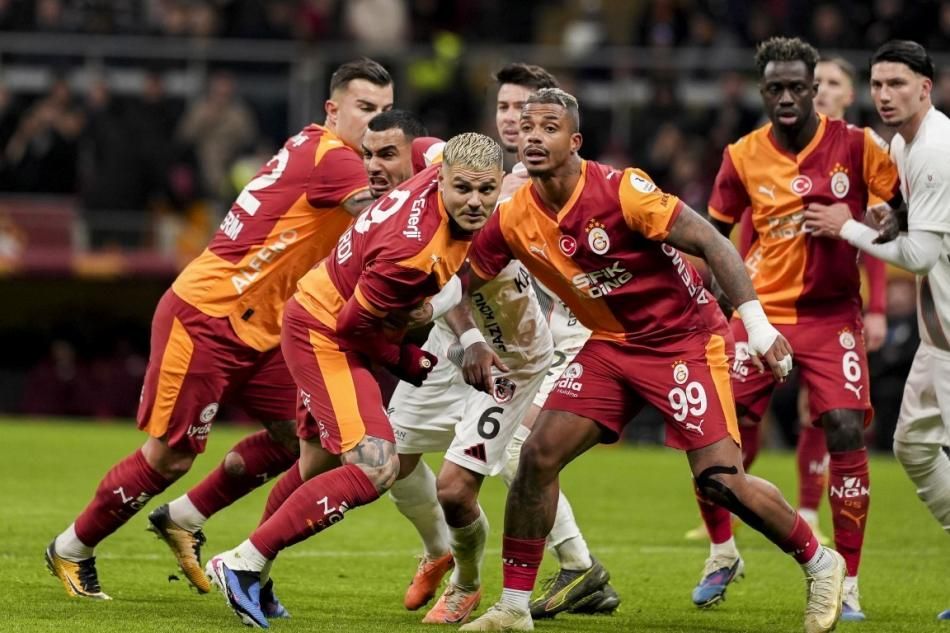 Galatasaray'da hedef tahtasında Mauro Icardi var: "Artık kulübeden çıkamaz" 10