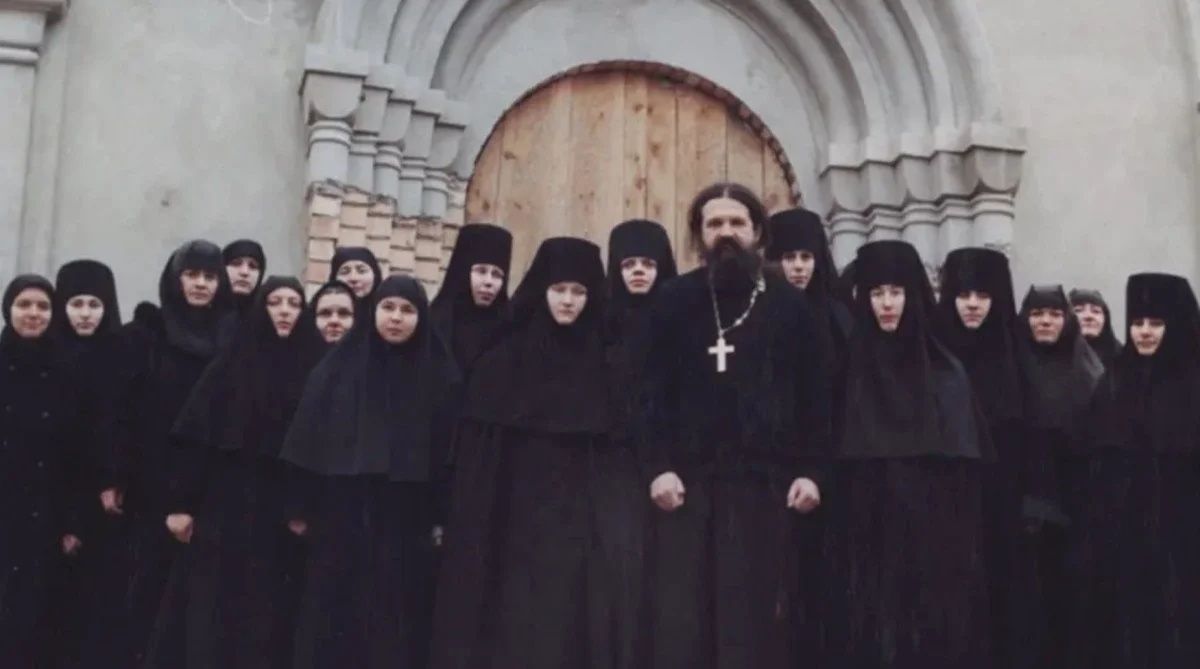 Avrupa’da casus rahibeler alarmı: Kiliselerde Rusya adına mı çalıştılar? 1