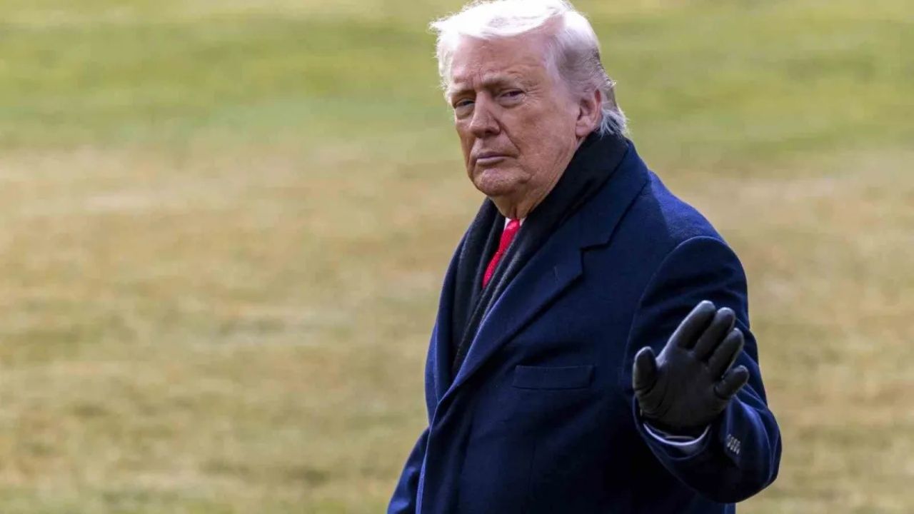 Trump'ın yüzde 10 vergi kararı sonrası Almanya'dan geri adım! Grönland'daki askerlerini geri çekti 3