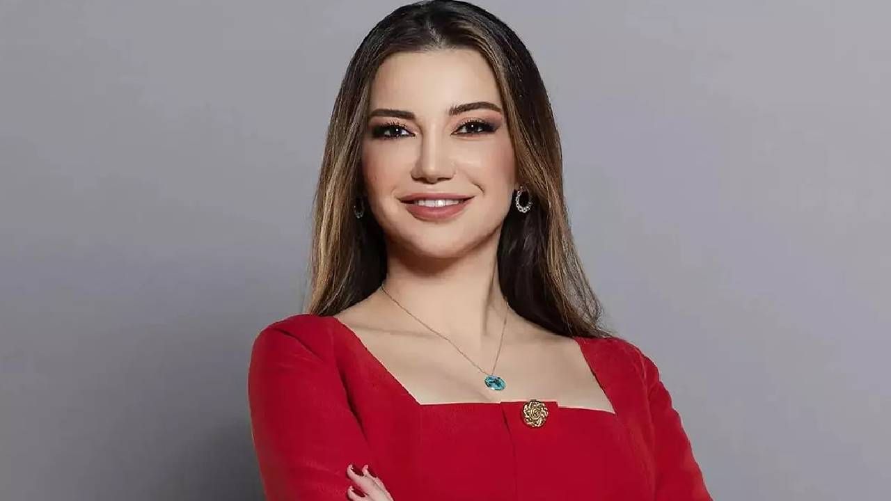 Esra Ezmeci’ye hapis şoku! Bir kelimelik tabela başına mahkemelik oldu 1