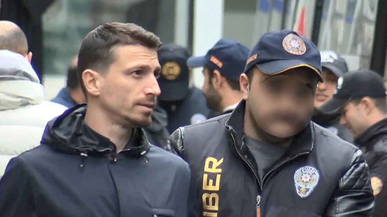 Mert Hakan Yandaş'ı ziyaret eden Galatasaraylı futbolcular 2
