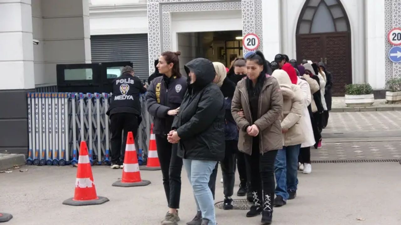 Dolandırıcıların yeni silahı yapay zeka: Sahte kadın profilleriyle 484 milyon liralık vurgun 3